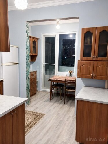 Продаётся 2-комн. вторичка 60 м², м. Ази Асланов, photo 4 from 6