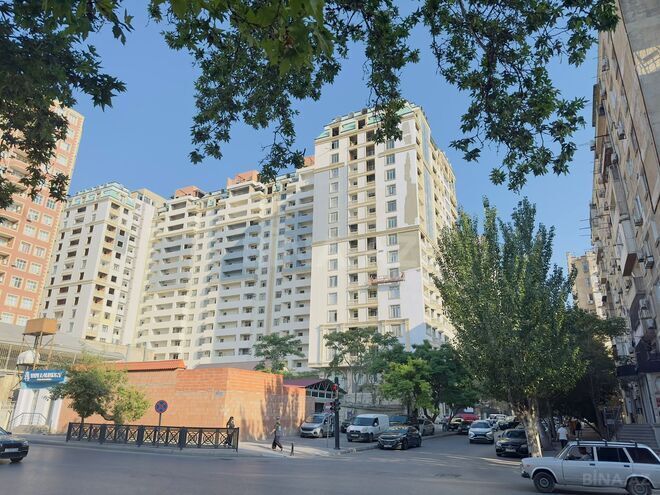 Продаётся 3-комн. новостройка 138.5 м², м. Гянджлик, photo 1 from 19