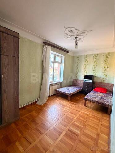 Satılır 2 otaqlı köhnə tikili 50 m², Neftçilər m., photo 3 from 8
