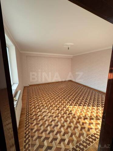 Продаётся 2-комн. новостройка 75 м², м. Кара Караев, photo 1 from 20