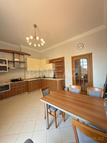 Продаётся 3-комн. новостройка 175 м², м. Низами, photo 14 from 27