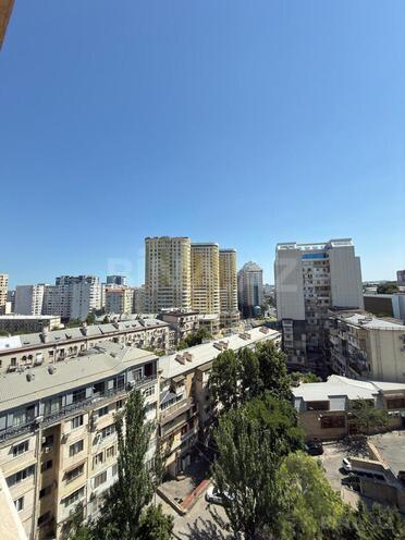 Продаётся 3-комн. новостройка 175 м², м. Низами, photo 16 from 27