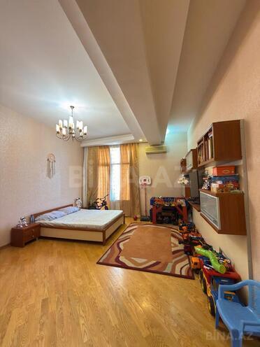 Продаётся 3-комн. новостройка 175 м², м. Низами, photo 20 from 27