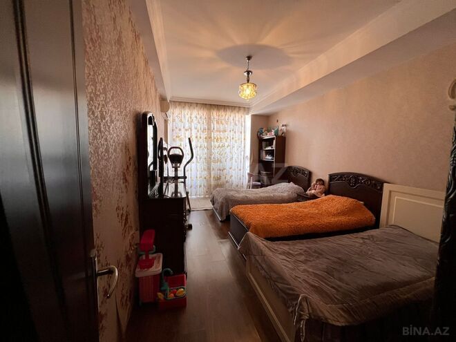 Продаётся 3-комн. новостройка 140 м², м. Нефтчиляр, photo 9 from 14