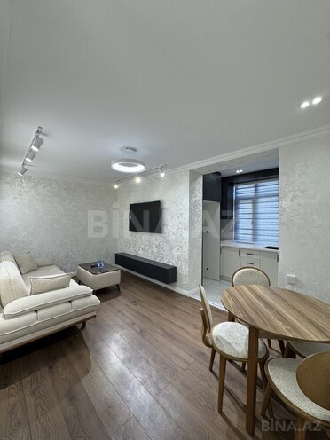 Satılır 3 otaqlı köhnə tikili 55 m², Gənclik m., photo 1 from 12