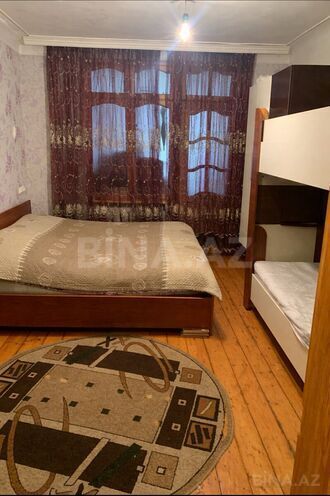 Продаётся 3-комн. вторичка 74 м², м. Иншаатчылар, photo 1 from 14