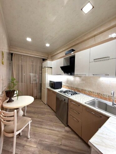 Сдаётся 2-комн. новостройка 65 м², м. Мемар Аджеми, photo 6 from 17