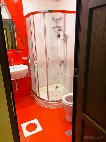 İcarəyə verilir 3 otaqlı yeni tikili 175 m², 28 May m., photo 10 from 12