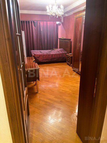 İcarəyə verilir 3 otaqlı yeni tikili 175 m², 28 May m., photo 4 from 12