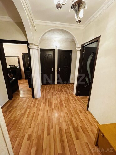 Продаётся 3-комн. вторичка 90 м², Ясамальский р., photo 5 from 17