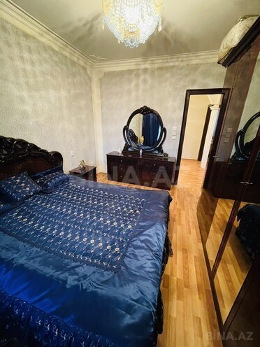Продаётся 3-комн. вторичка 90 м², Ясамальский р., photo 8 from 17