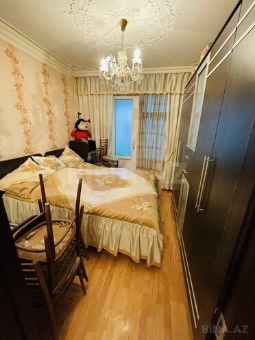 Продаётся 3-комн. вторичка 90 м², Ясамальский р., photo 10 from 17