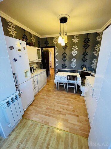 Продаётся 3-комн. вторичка 90 м², Ясамальский р., photo 11 from 17