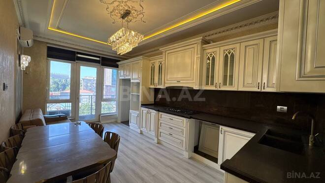 Продаётся 4-комн. новостройка 221 м², м. Низами, photo 12 from 30