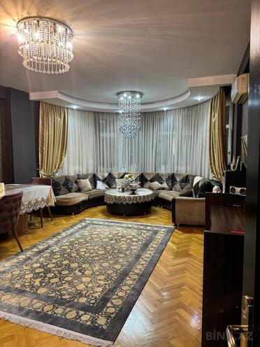 Satılır 3 otaqlı yeni tikili 120 m², 28 May m., photo 1 from 19