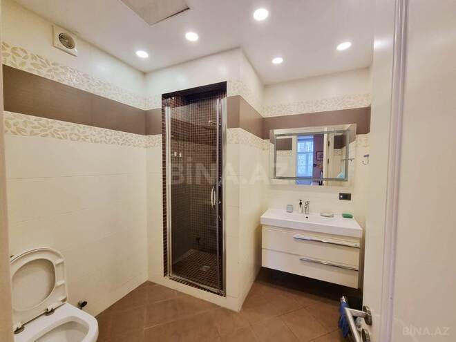 İcarəyə verilir 3 otaqlı köhnə tikili 95 m², Sahil m., photo 19 from 23