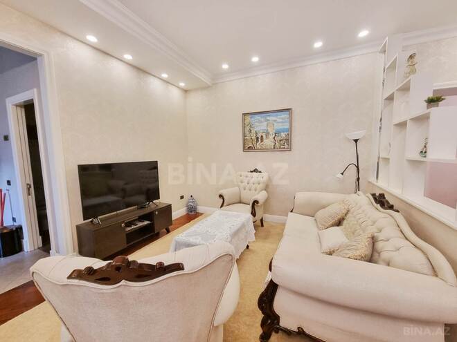 İcarəyə verilir 3 otaqlı köhnə tikili 95 m², Sahil m., photo 1 from 23