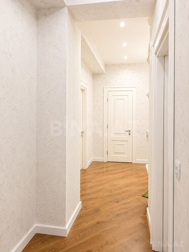 Продаётся 3-комн. новостройка 105 м², м. Низами, photo 11 from 13