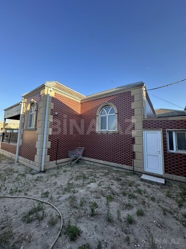 Satılır 3 otaqlı həyət evi/bağ evi 140 m², Ramana q., photo 1 from 30