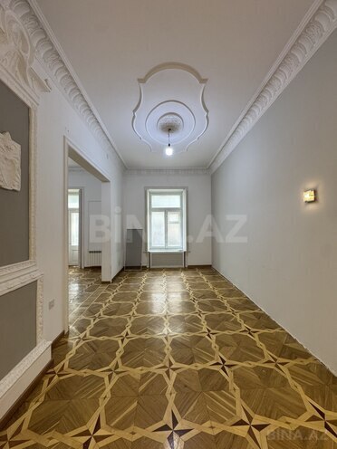 Satılır 4 otaqlı köhnə tikili 120 m², Sahil m., photo 4 from 12