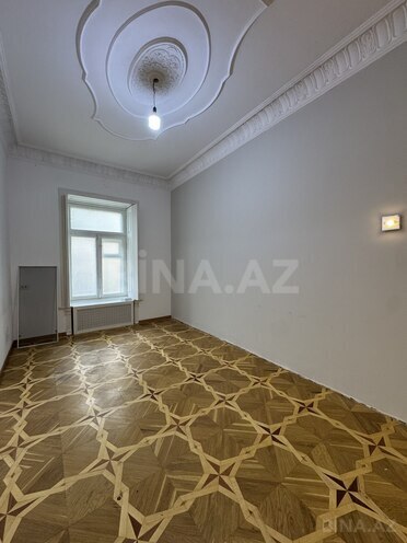 Satılır 4 otaqlı köhnə tikili 120 m², Sahil m., photo 5 from 12