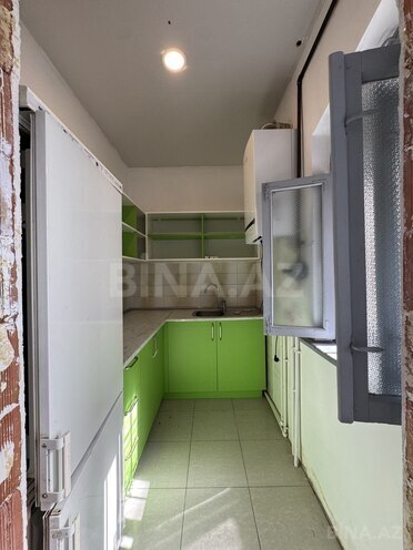 Satılır 4 otaqlı köhnə tikili 120 m², Sahil m., photo 9 from 12