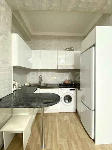 İcarəyə verilir 3 otaqlı yeni tikili 70 m², 28 May m., photo 4 from 13