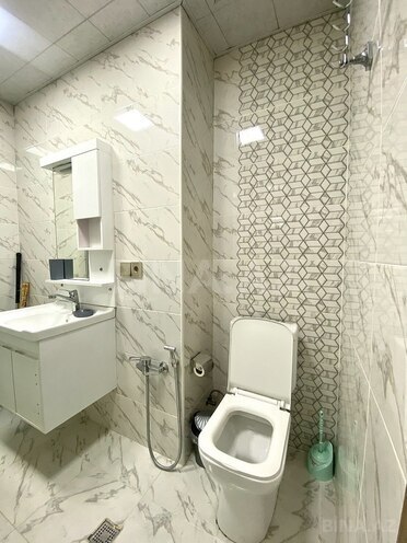 İcarəyə verilir 3 otaqlı yeni tikili 70 m², 28 May m., photo 12 from 13