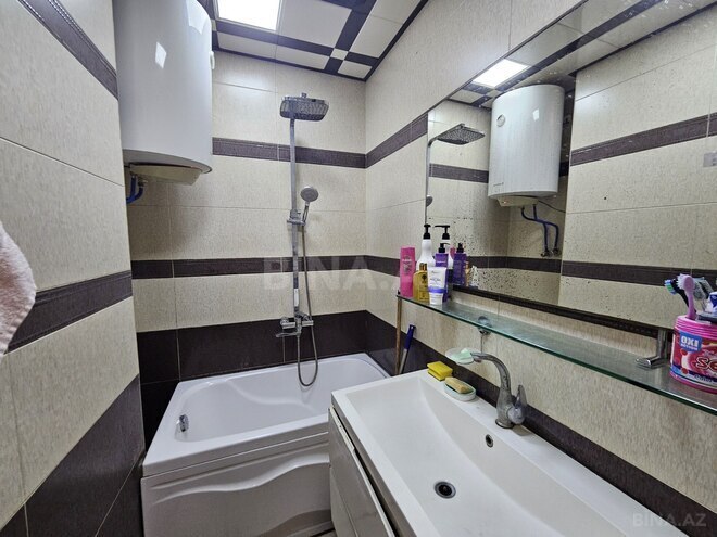 Satılır 2 otaqlı köhnə tikili 60 m², İnşaatçılar m., photo 20 from 24