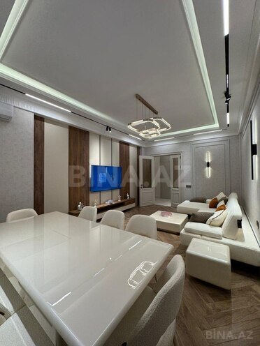 Продаётся 3-комн. новостройка 120 м², м. Элмляр Академиясы, photo 1 from 15