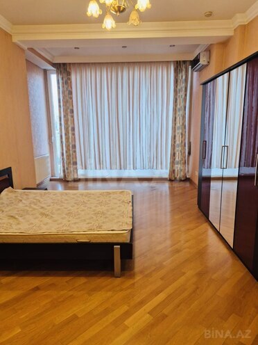 Satılır 3 otaqlı yeni tikili 180 m², 28 May m., photo 10 from 19
