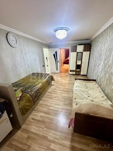 Продаётся 3-комн. вторичка 75 м², м. Кара Караев, photo 8 from 14