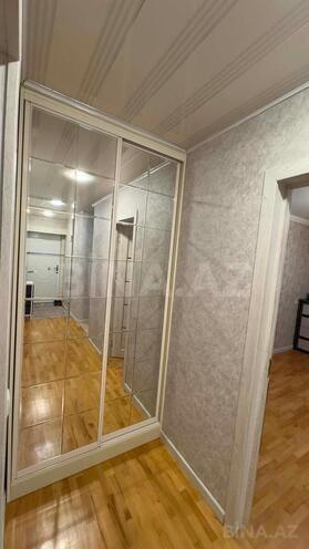 Satılır 3 otaqlı köhnə tikili 72 m², Elmlər Akademiyası m., photo 1 from 11