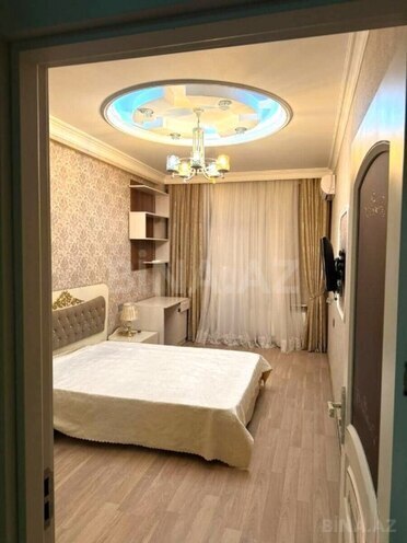 Сдаётся 2-комн. новостройка 80 м², м. Иншаатчылар, photo 4 from 13