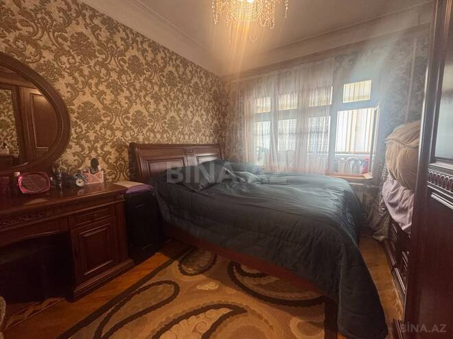 Satılır 4 otaqlı köhnə tikili 120 m², Qara Qarayev m., photo 16 from 24