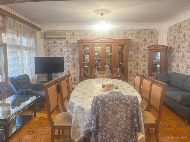 Satılır 4 otaqlı köhnə tikili 120 m², Qara Qarayev m., photo 10 from 24