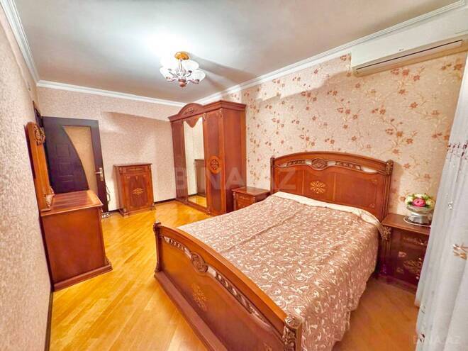 Satılır 5 otaqlı köhnə tikili 120 m², Qara Qarayev m., photo 18 from 22