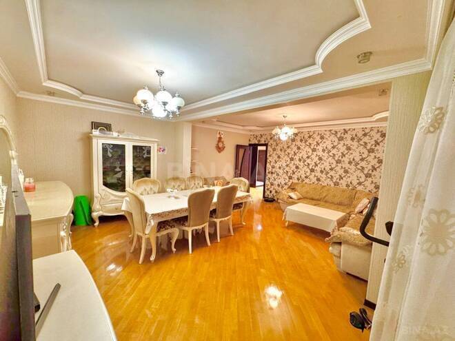 Satılır 5 otaqlı köhnə tikili 120 m², Qara Qarayev m., photo 3 from 22