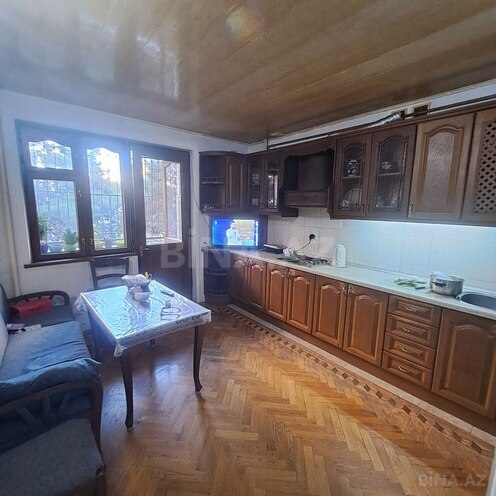 Satılır 3 otaqlı köhnə tikili 130 m², Qara Qarayev m., photo 9 from 15