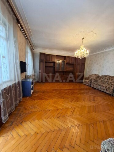 Продаётся 3-комн. вторичка 90 м², м. 28 мая, photo 3 from 32