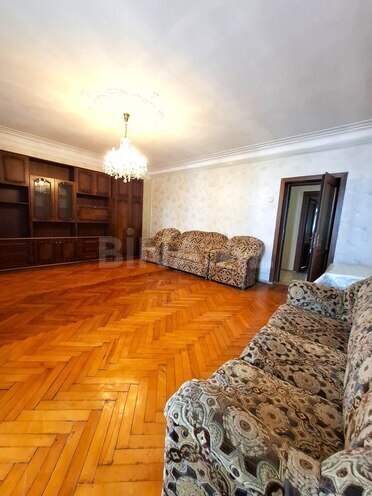 Продаётся 3-комн. вторичка 90 м², м. 28 мая, photo 4 from 32