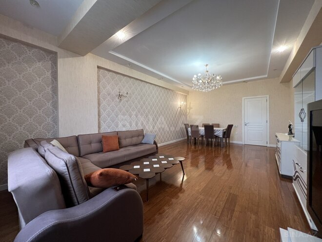 Сдаётся 4-комн. новостройка 180 м², м. 28 мая, photo 3 from 22