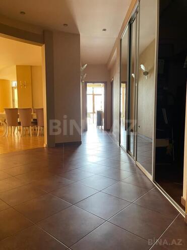 İcarəyə verilir 4 otaqlı yeni tikili 200 m², 28 May m., photo 23 from 30