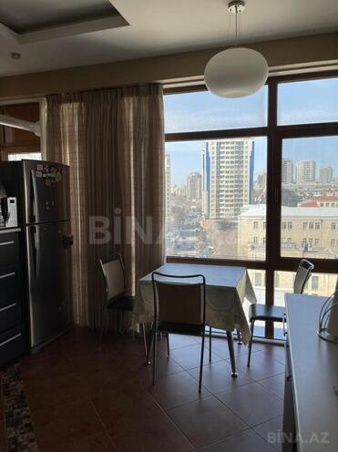 İcarəyə verilir 4 otaqlı yeni tikili 200 m², 28 May m., photo 16 from 30