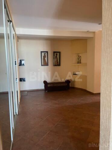 İcarəyə verilir 4 otaqlı yeni tikili 200 m², 28 May m., photo 26 from 30