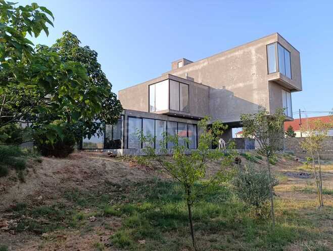 Satılır 14 otaqlı həyət evi/bağ evi 360 m², Novxanı q., photo 1 from 32