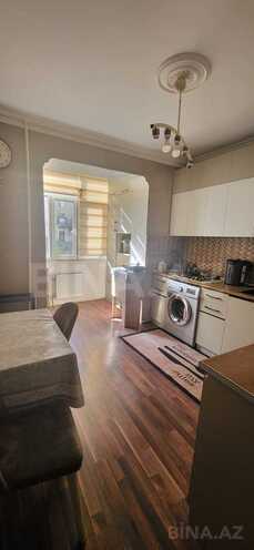 Satılır 3 otaqlı köhnə tikili 81 m², M.Ə.Rəsulzadə q., photo 9 from 14