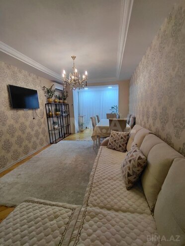 Satılır 2 otaqlı köhnə tikili 50 m², Neftçilər m., photo 1 from 13
