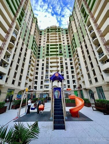 Продаётся 3-комн. новостройка 146 м², м. Нефтчиляр, photo 3 from 10