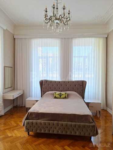 İcarəyə verilir 2 otaqlı köhnə tikili 80 m², Sahil m., photo 10 from 22